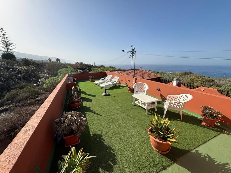 Balcony/Terrace, Garden view, Sea view