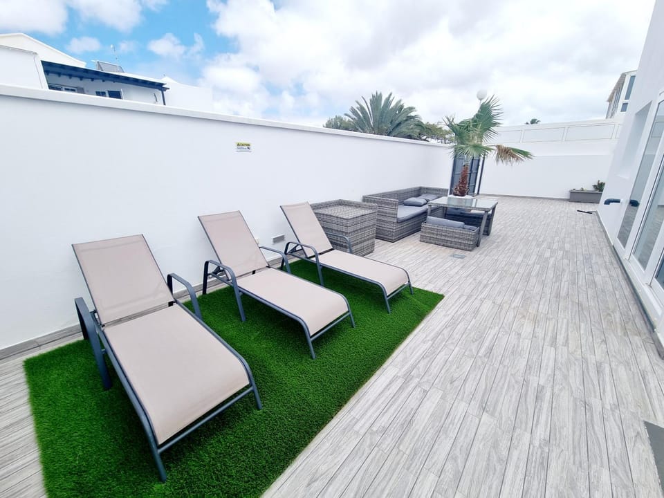 Luxury Villa Zen Villa in Puerto del Carmen