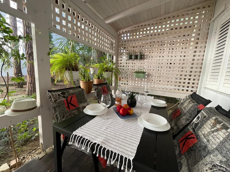Cozy beach apartment Apartment in Tirana County, Albania