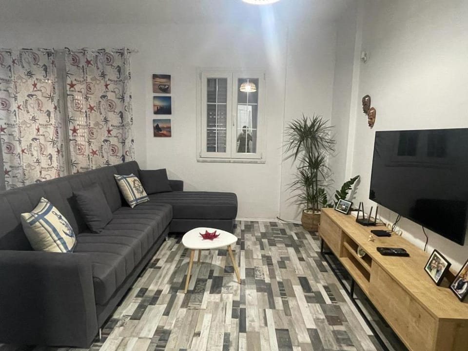 Cozy beach apartment Apartment in Tirana County, Albania