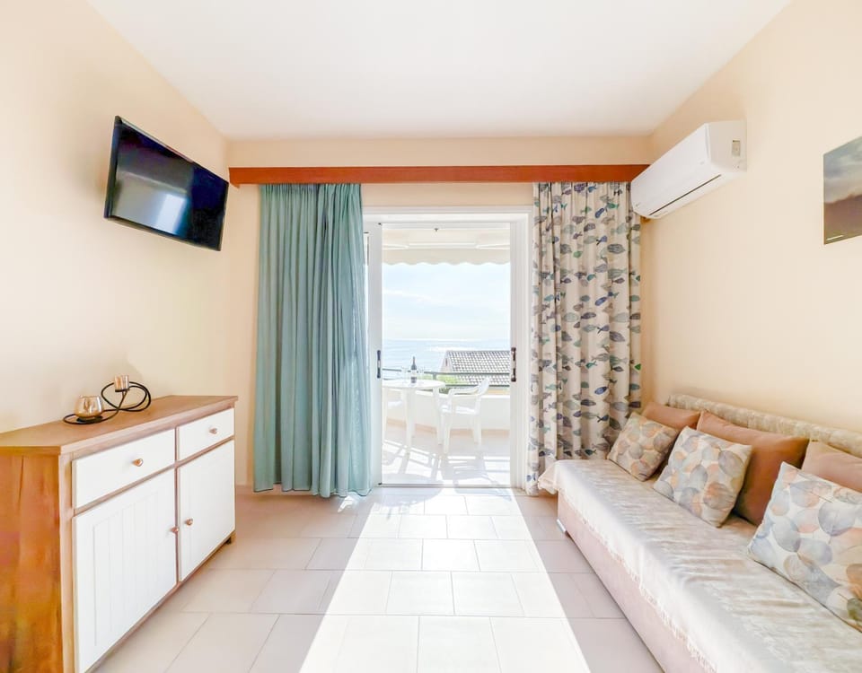 Hilda 90 - Blue Glyfada Private Homes Apartment in Corfu, Greece