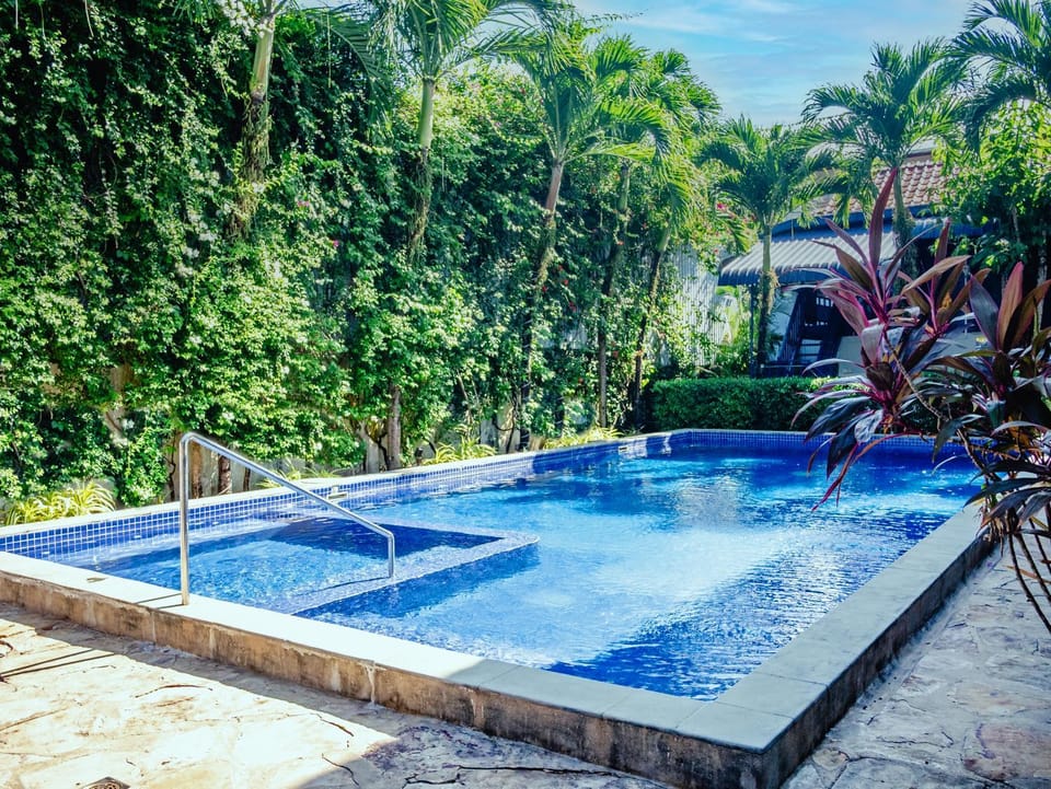 Pool view, Swimming pool