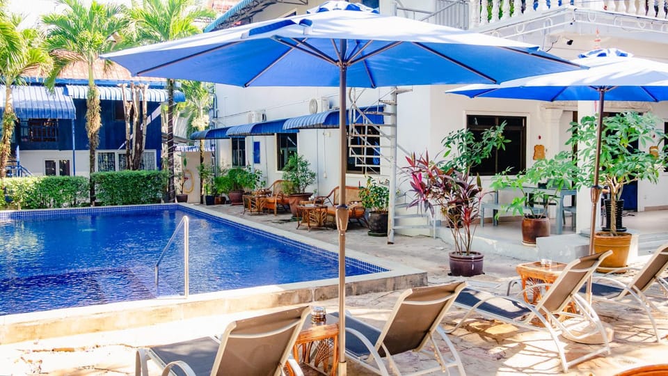 Swimming pool