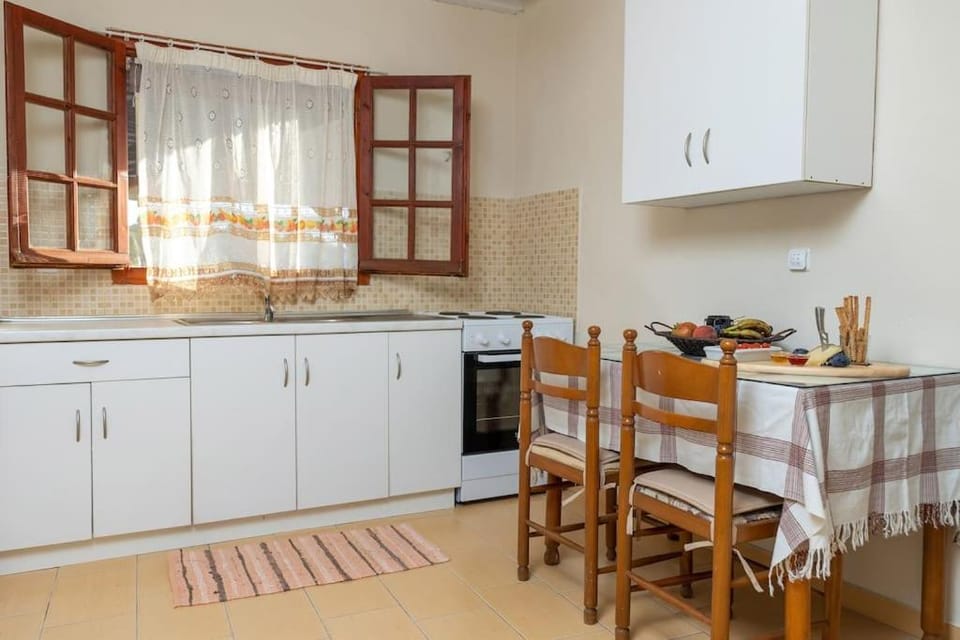 Anamnisis House in Naxos, Naxos and Lesser Cyclades, Greece