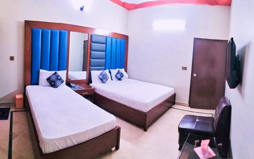 Living room, Photo of the whole room, Bedroom