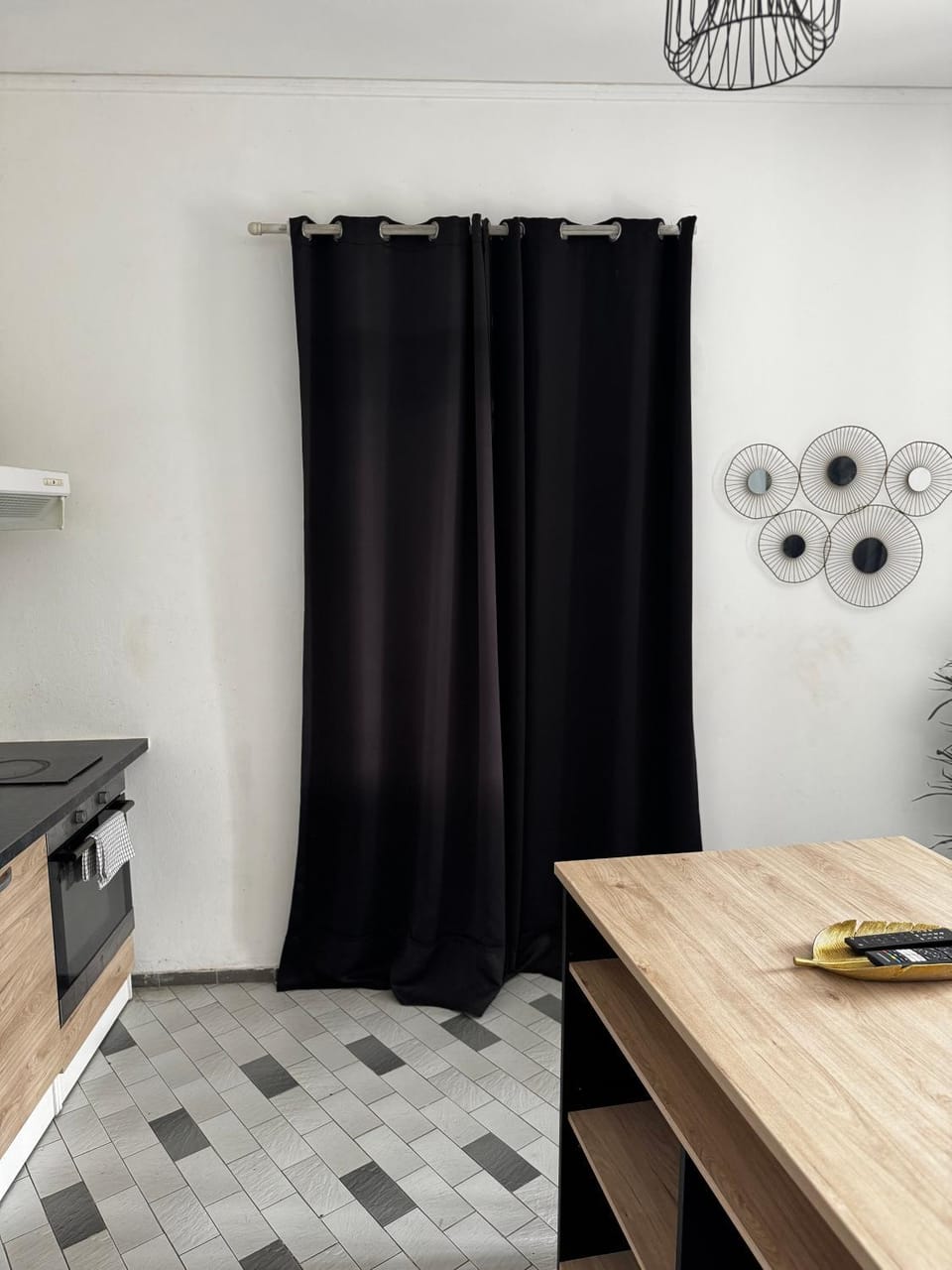 Urban Zen Appart Spacieux studio atypique avec bain a remous proche de tout Apartment in Les Abymes