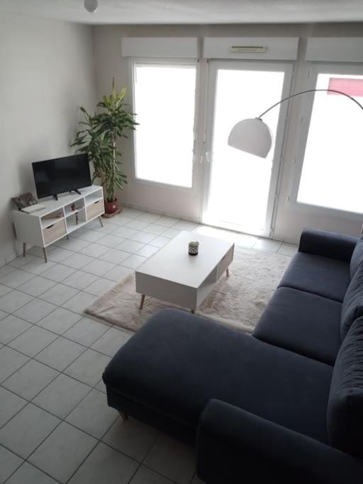 Appartement 10 mn centre-ville à pied Apartment in Angoulême