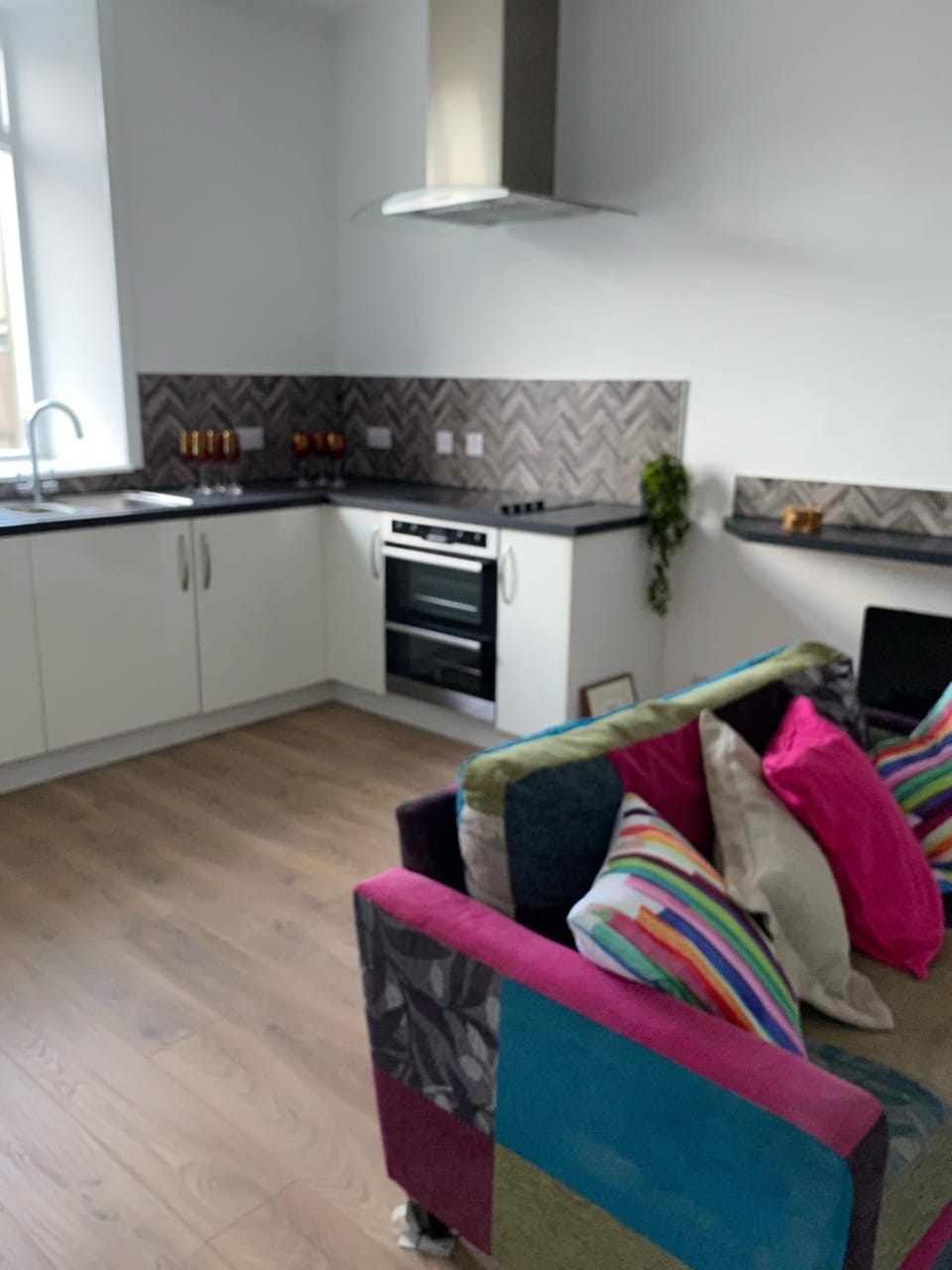 Kitchen or kitchenette, Seating area, minibar