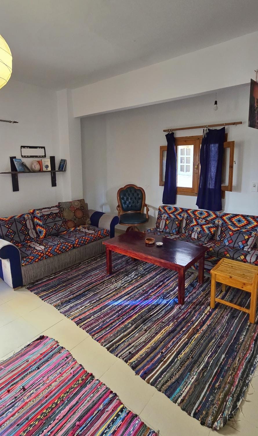 TV and multimedia, Seating area, Evening entertainment