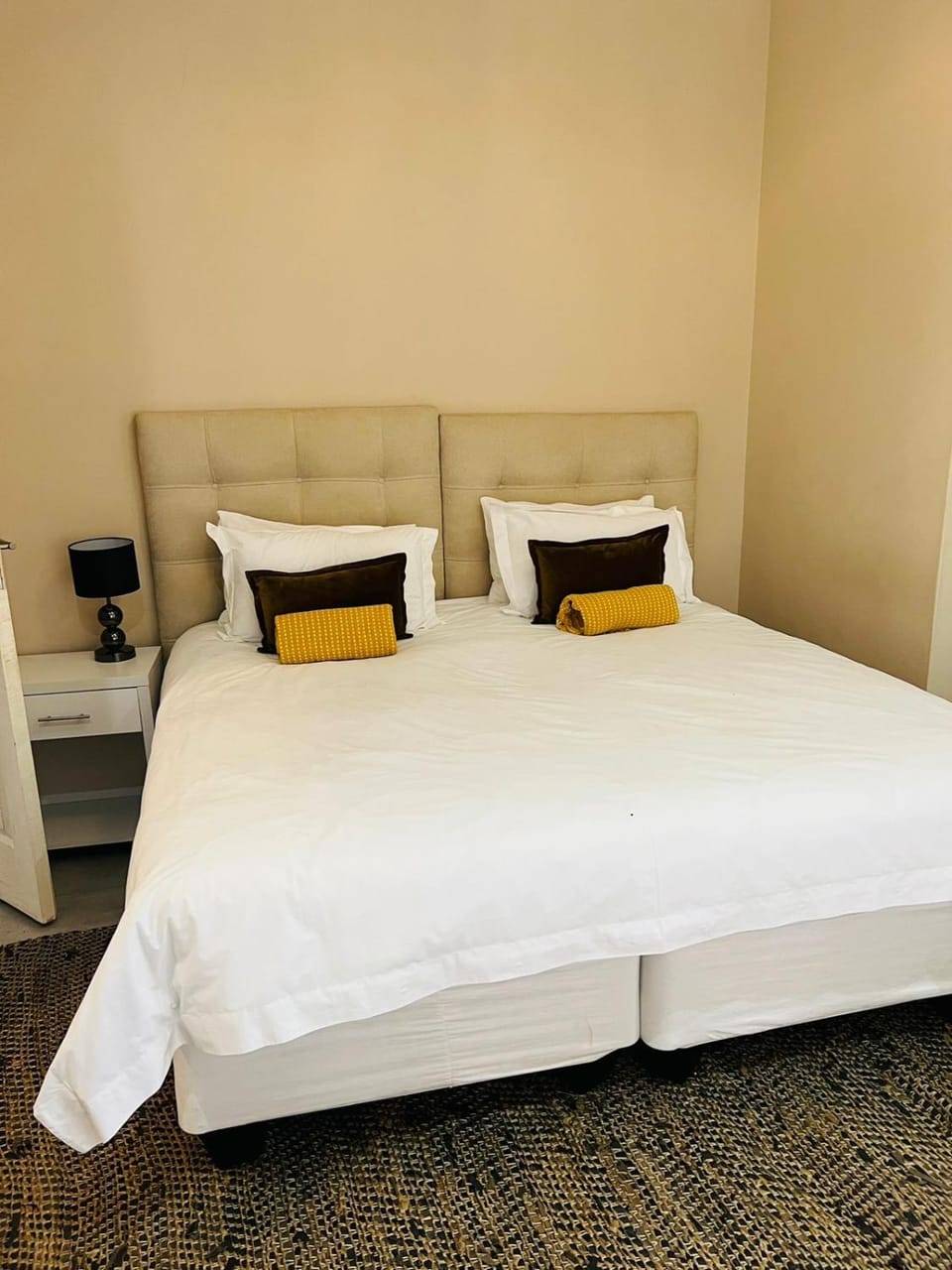 Ultimate Sky-2 bedroom villa Villa in Pretoria