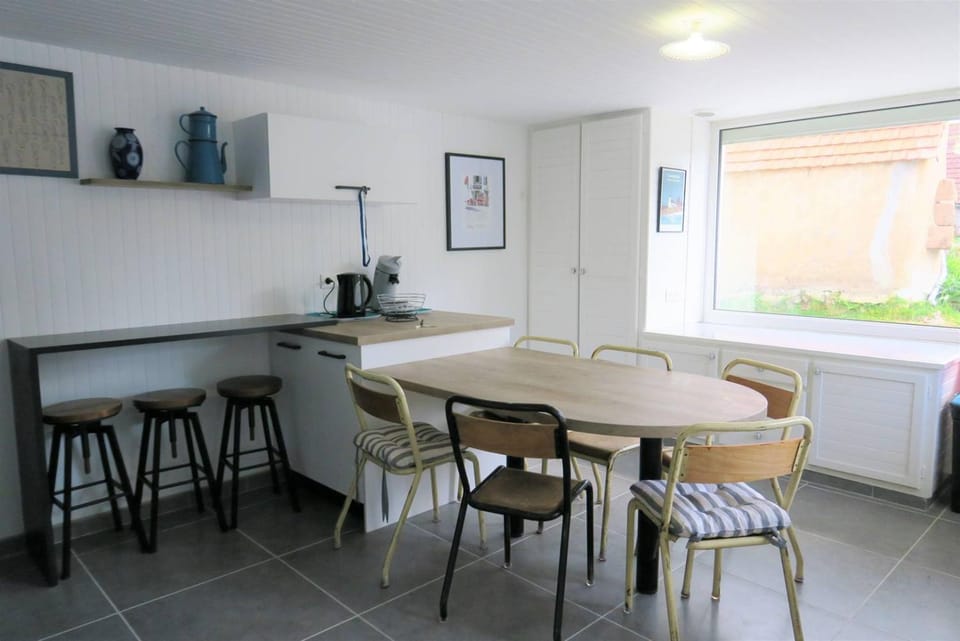 Maison 5 pers à 640m de la plage de Trestraou à PERROS-GUIREC - Réf 909 Villa in Perros-Guirec