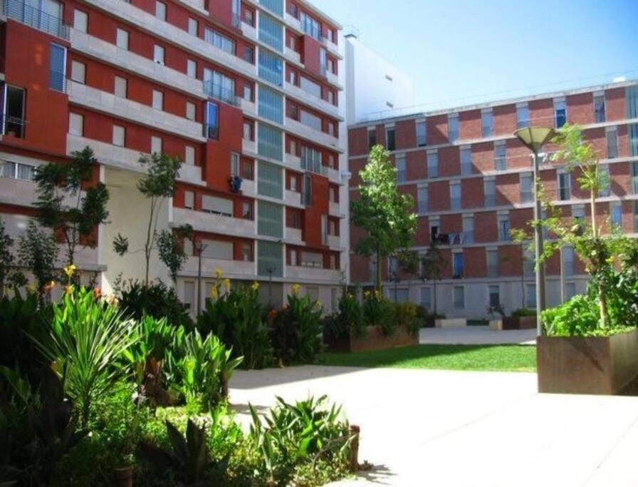 Luxury Lisbon Apartment. With Air Con. Apartment in Lisbon