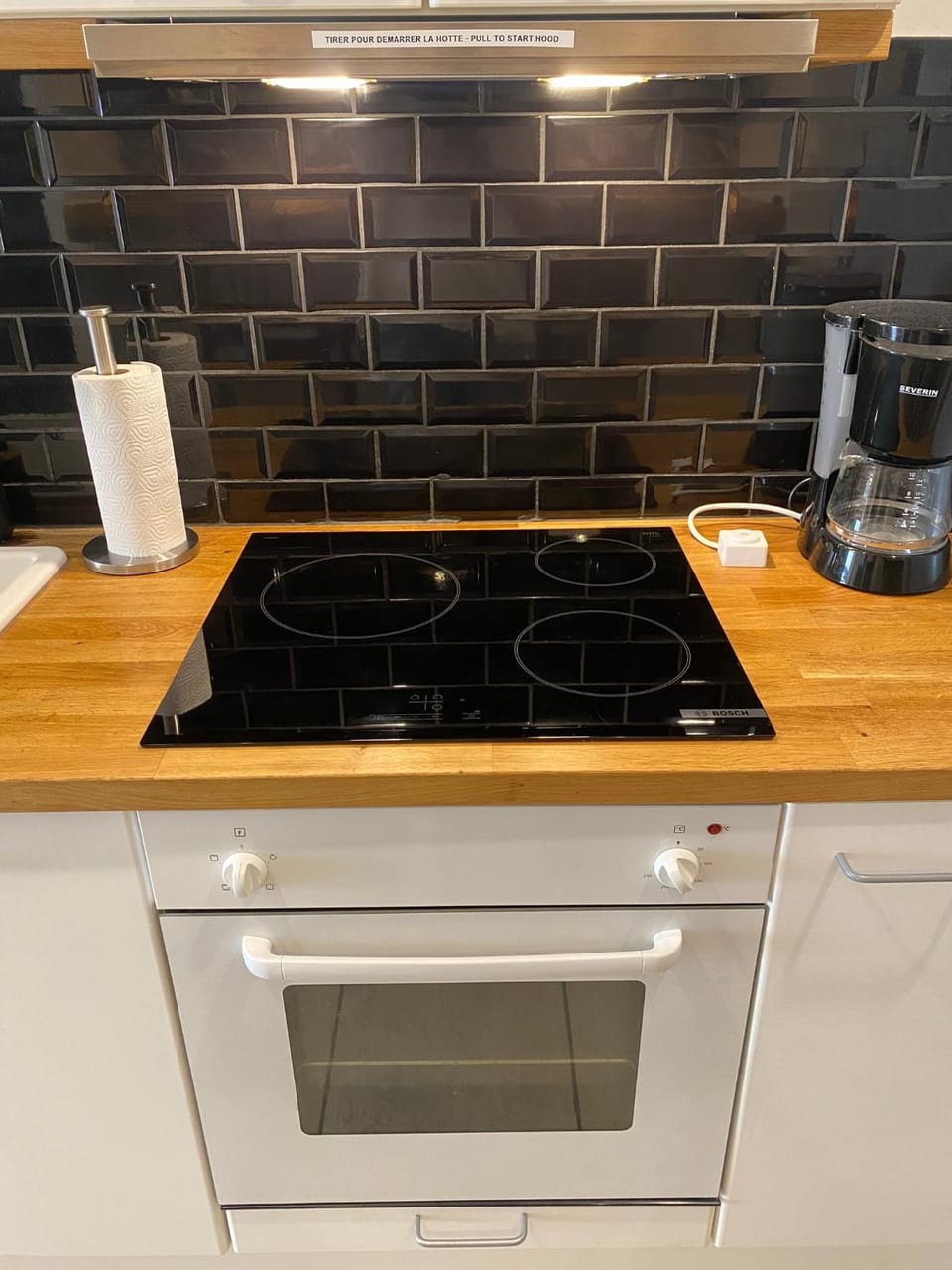 Coffee/tea facilities, Kitchen or kitchenette, pet friendly, stove
