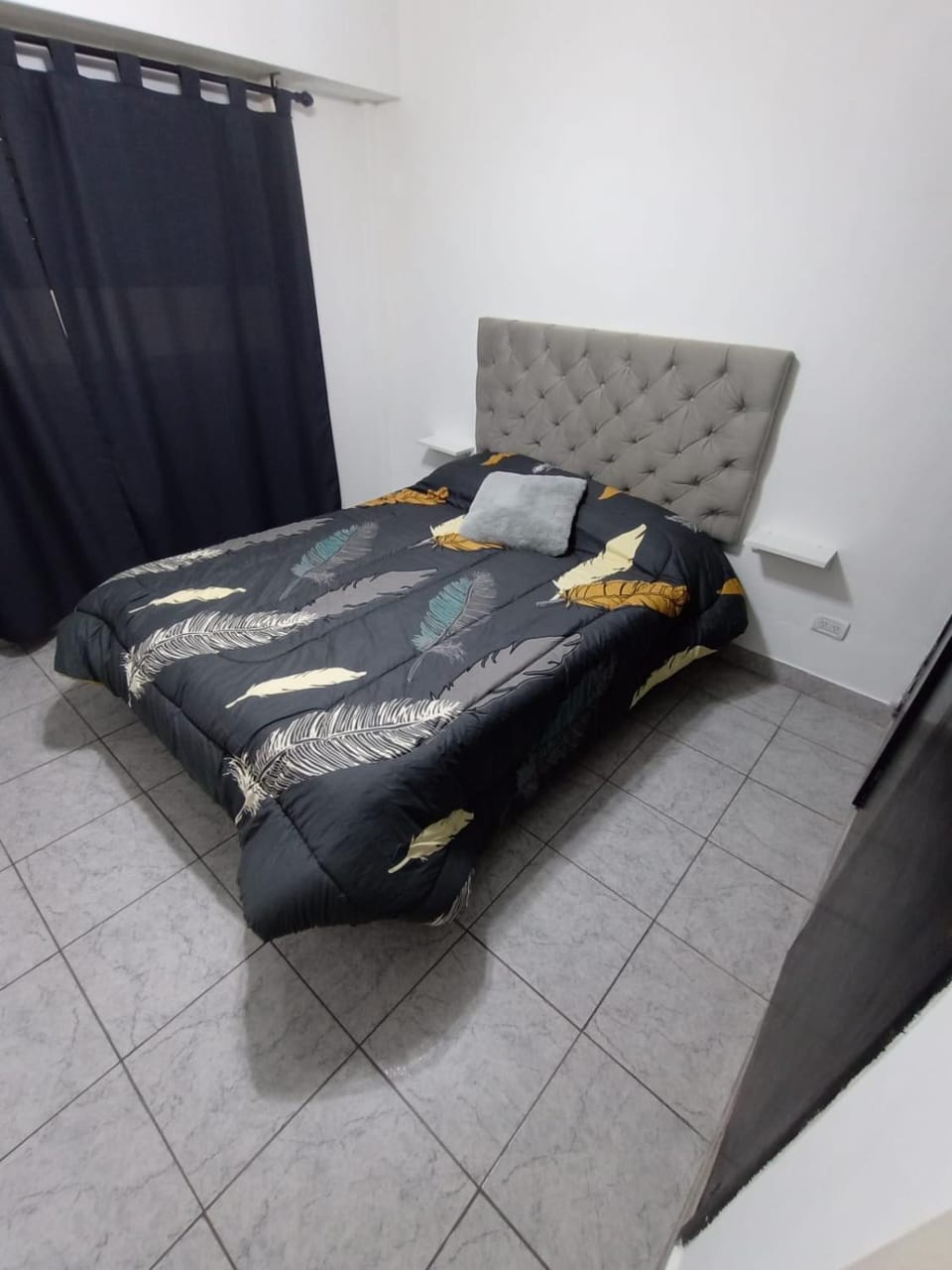 Bed, Bedroom, fireplace