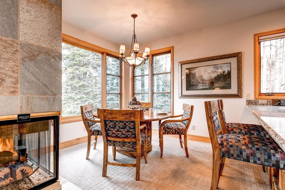 Trailside Townhome by Alpine Lodging Telluride House in Telluride