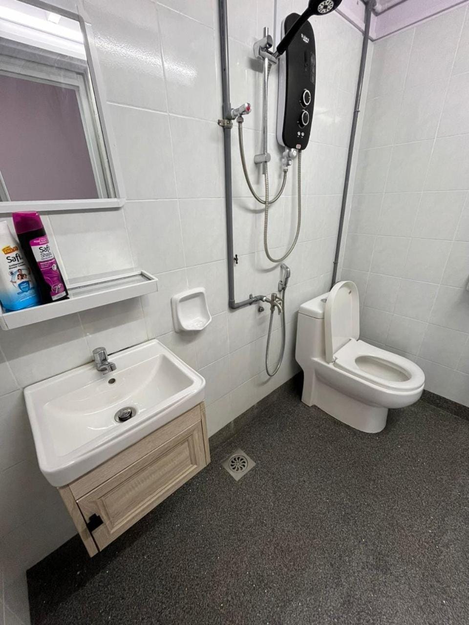 MersingFirstFloor丰盛港二楼民宿 Apartment in Mersing
