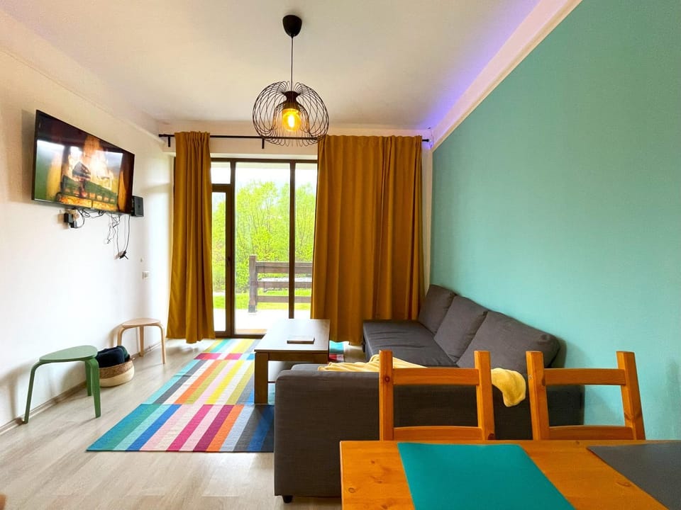 TV and multimedia, Balcony/Terrace, Living room, Dining area