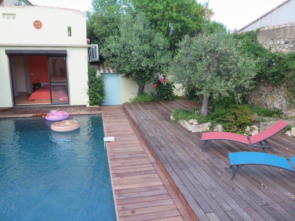 Balcony/Terrace, Swimming pool