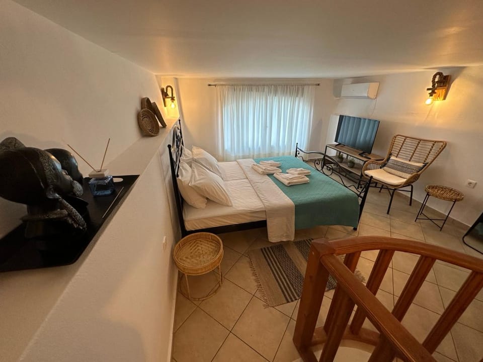Karma Apartment in Kamari