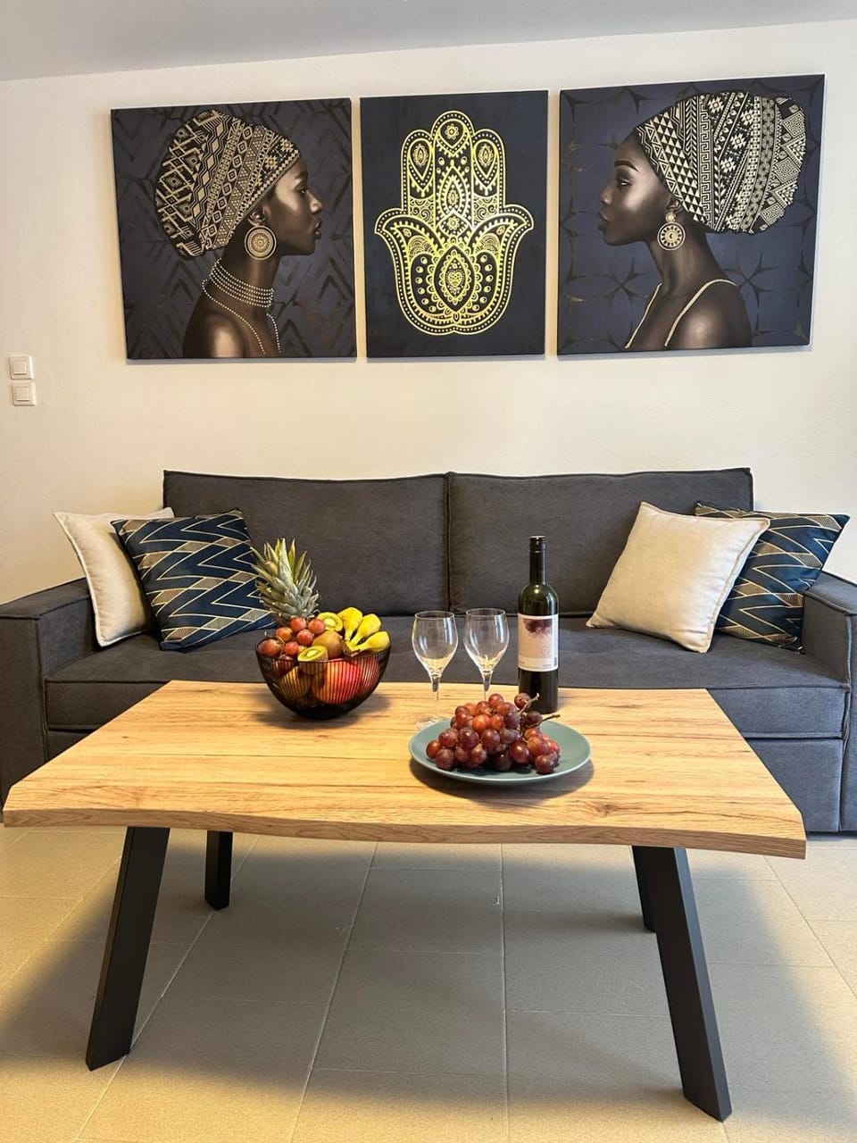 Karma Apartment in Kamari