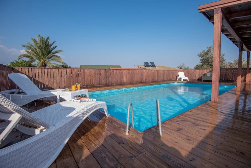 Day, Pool view, Swimming pool, sunbed