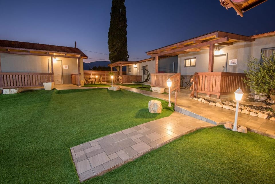 Night, BBQ facilities, Billiard, Garden, Table tennis, Garden view, Pool view