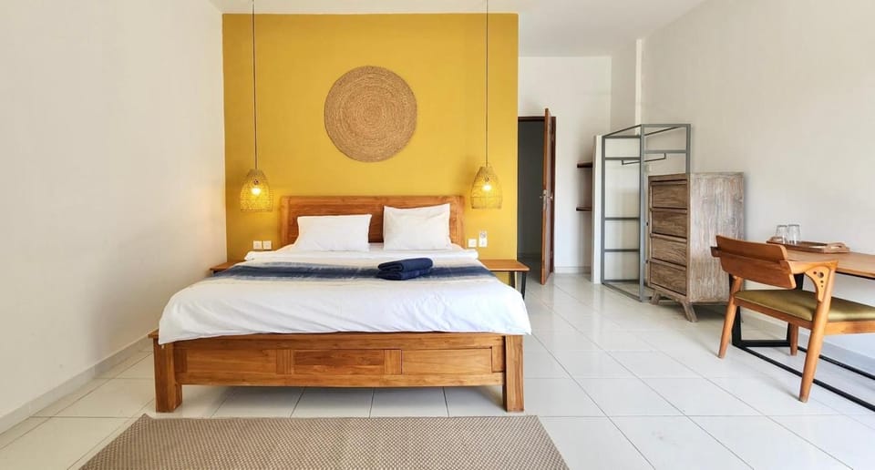 Sunny Canggu Hotel in North Kuta