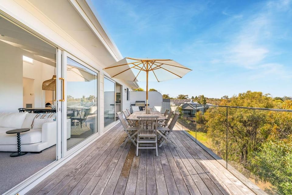 Rye Beach House - Sunset Views House in Melbourne