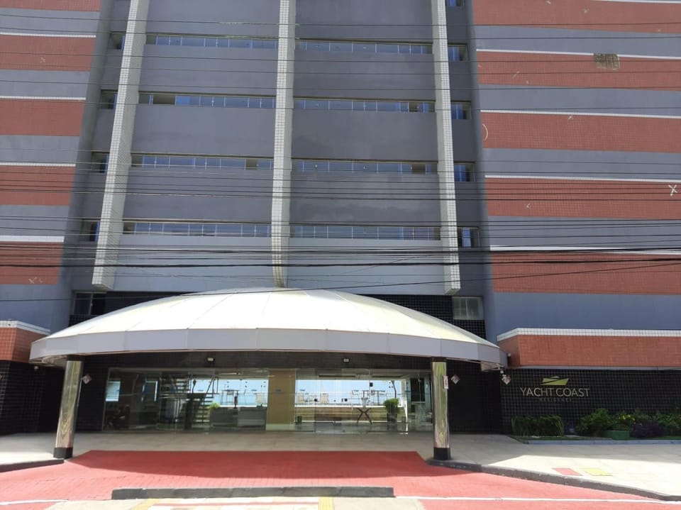 Property building, Facade/entrance, Lobby or reception