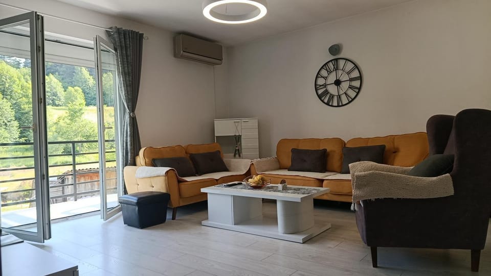 Irvas Kolasin-400 metara od centra Apartment in Montenegro
