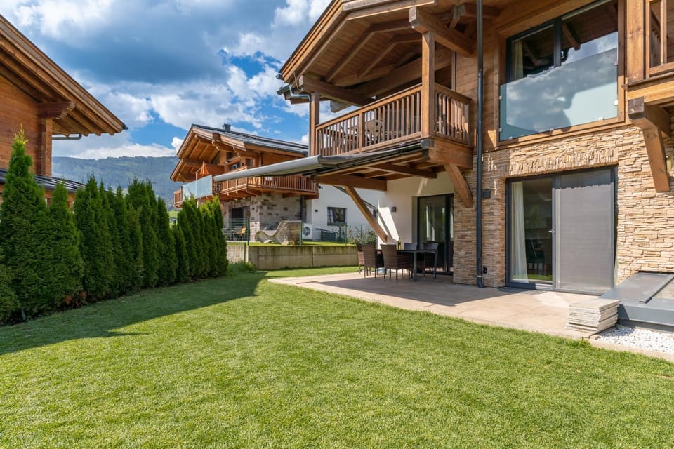 Property building, Garden