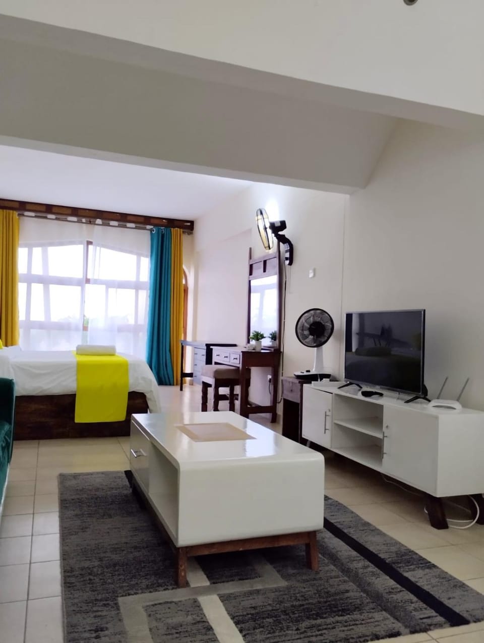 TV and multimedia, Living room, Seating area
