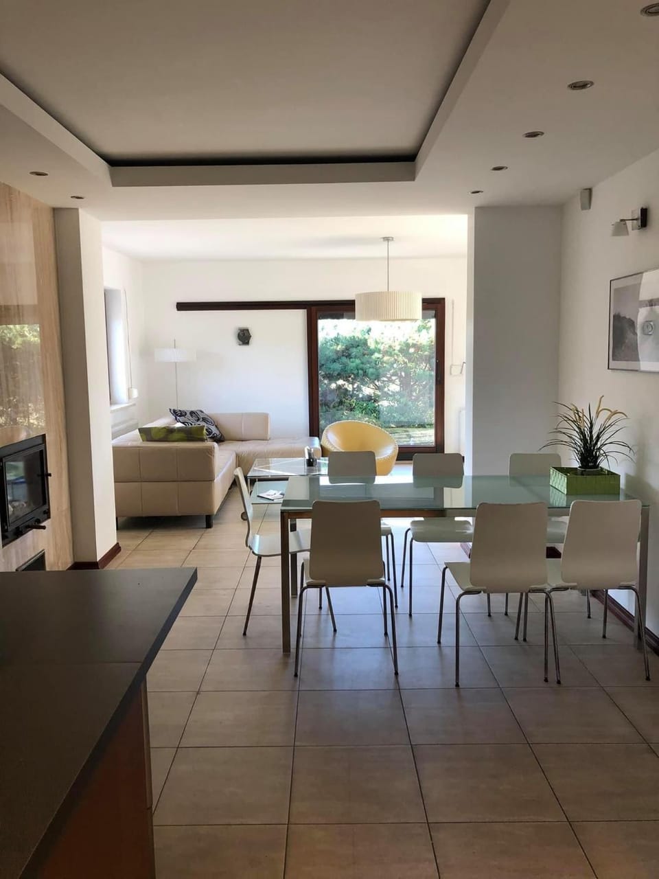 Kitchen or kitchenette, Living room, Dining area