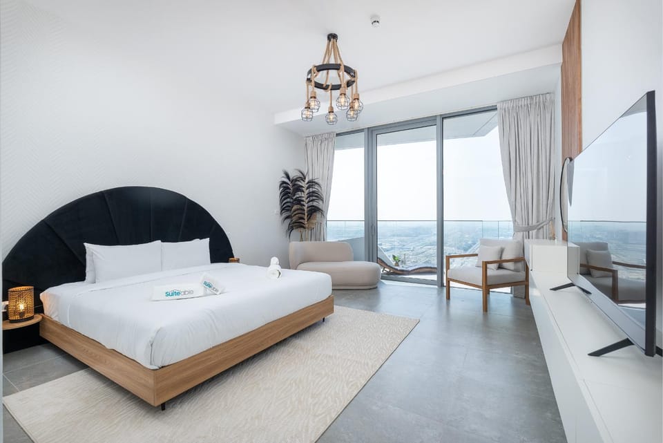 Urban tropic 3 bedroom apartment with full sea view by Suiteable Interiors Apartment in Dubai