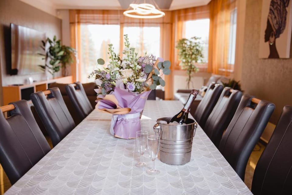 Seating area