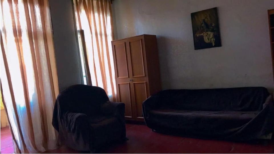 Niniko's House Apartment in Tbilisi, Georgia