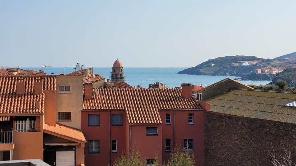 Natural landscape, View (from property/room), City view, Sea view