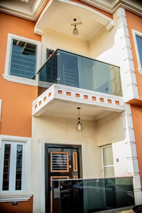 Property building, Day, View (from property/room), Balcony/Terrace