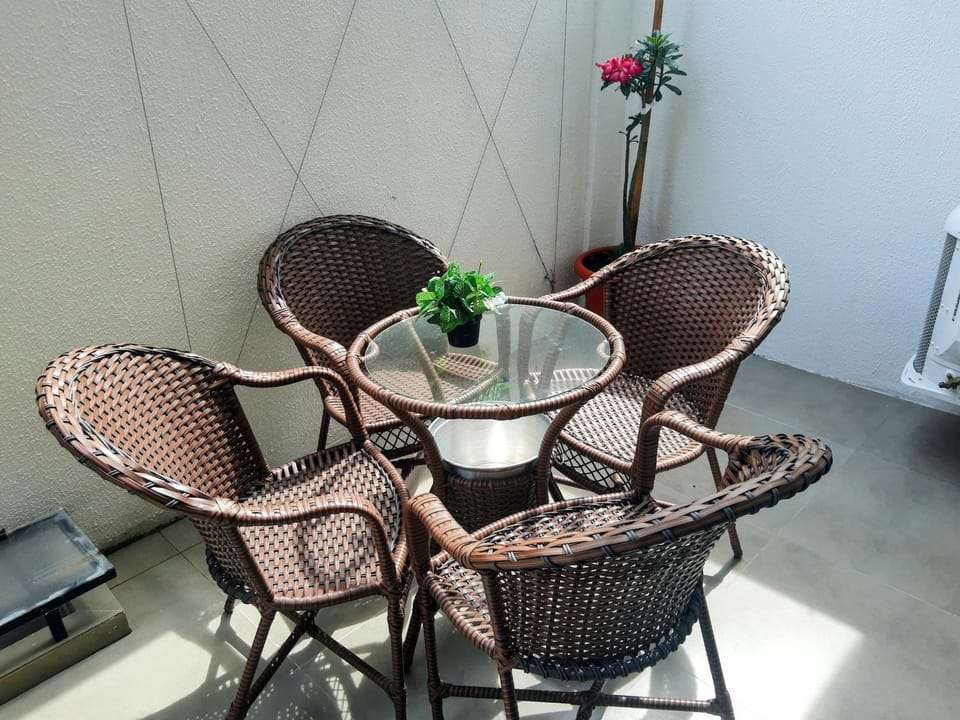 Patio, Patio, Balcony/Terrace, Seating area, Dining area