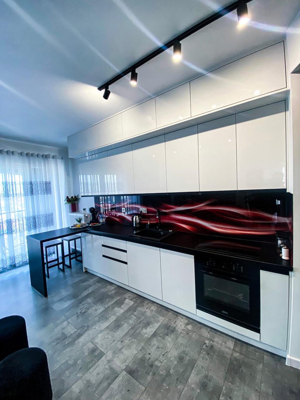 Kitchen or kitchenette, pet friendly, stove