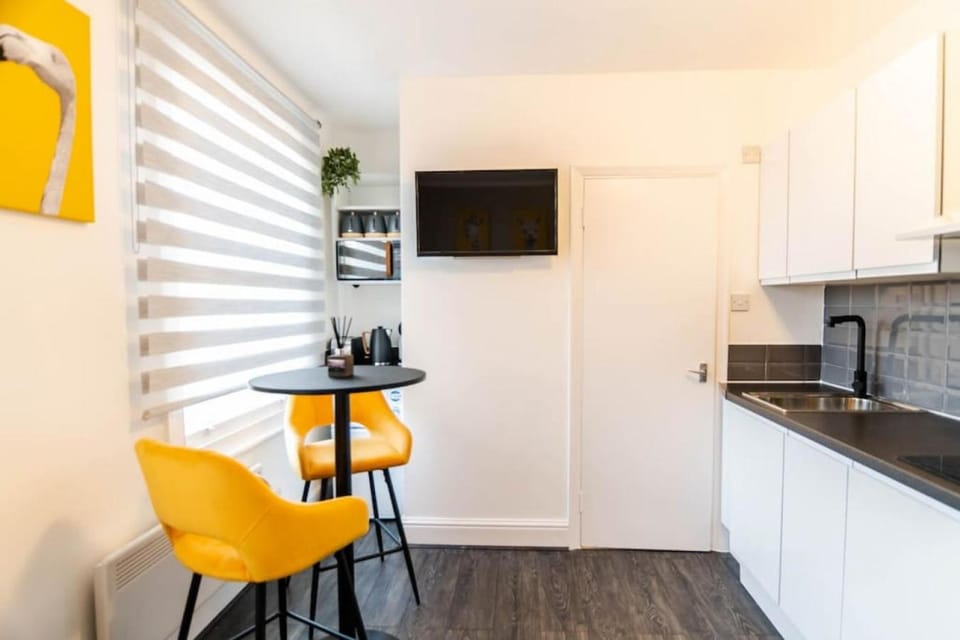 Perfect London Studio - 10 min to Archway Station Apartment in London Borough of Islington