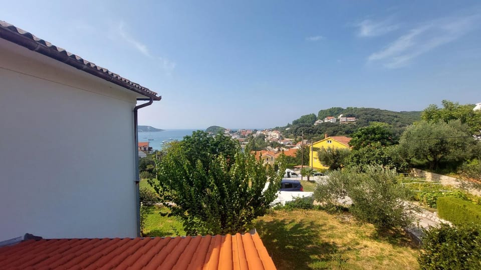Karmen Apartment in Supetarska Draga