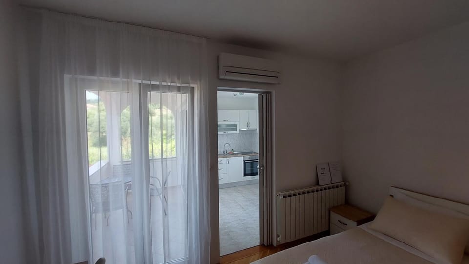 Karmen Apartment in Supetarska Draga