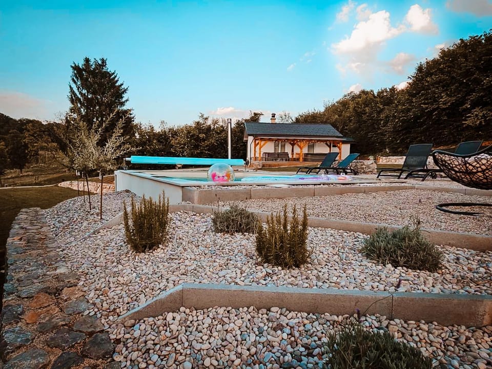 Property building, Swimming pool