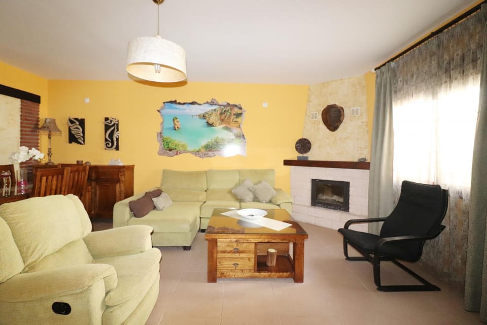 Communal lounge/ TV room, Living room