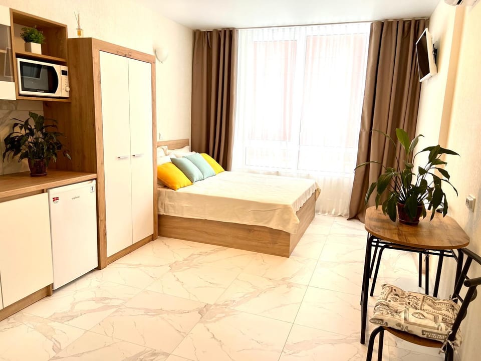 Bed, TV and multimedia, Kitchen or kitchenette, Photo of the whole room, Bedroom, minibar