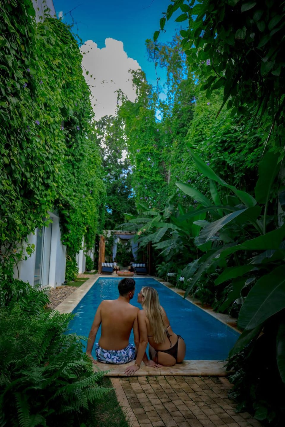 Spring, Day, People, Natural landscape, Garden, Garden view, Swimming pool