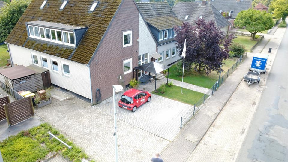 Neighbourhood, Bird's eye view, Street view, Parking