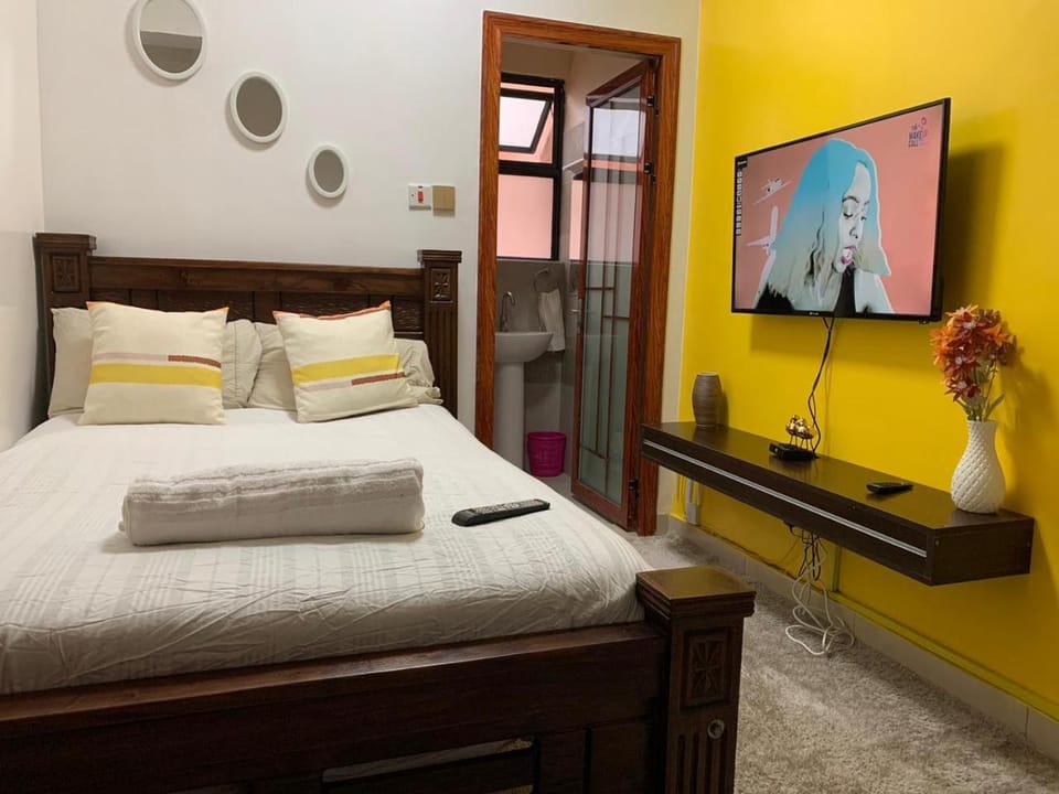 Bed, TV and multimedia