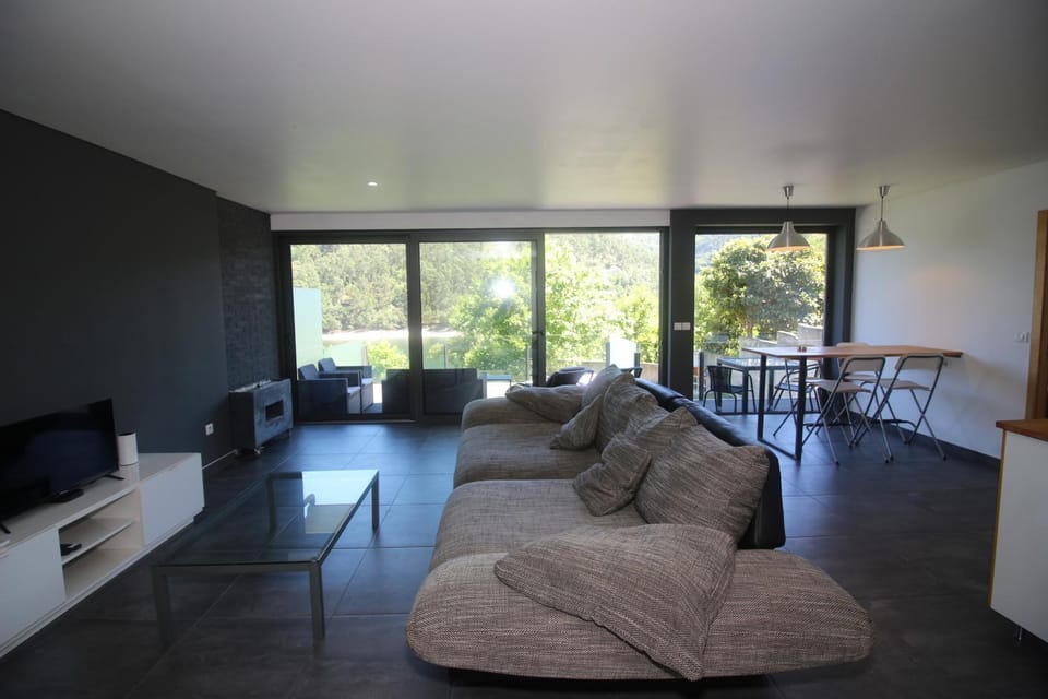 Communal lounge/ TV room, Living room